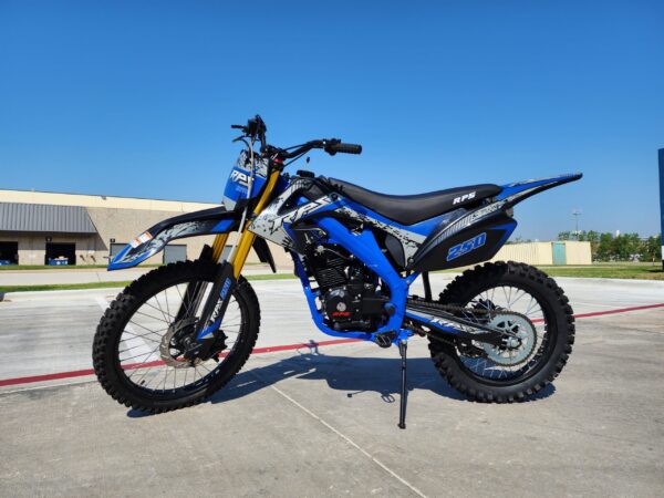 RPS250 Dirt Bike Manual Transmission, Electric Start, 37-inch seat height, Front a rear disc brakes